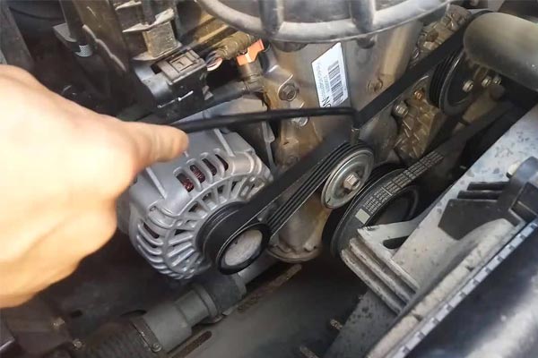 桃城转速传感器的工作原理是什么？